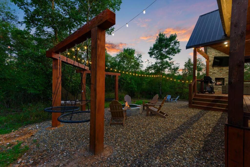 Willa Under The Stars - Secluded, Hot Tub, Firepit, Games Broken Bow Zewnętrze zdjęcie