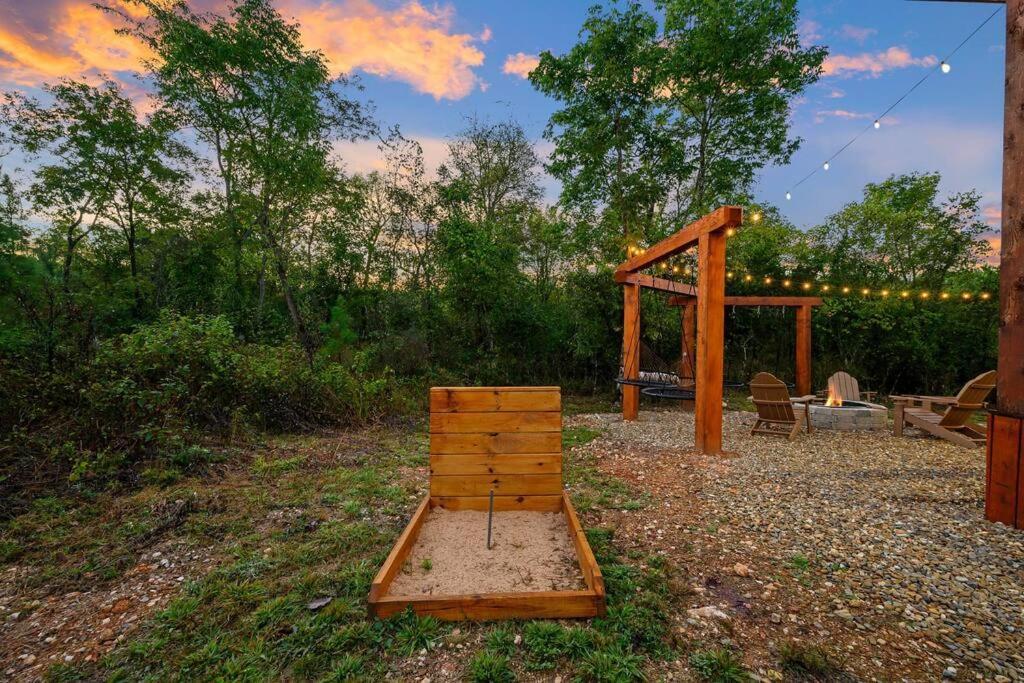 Willa Under The Stars - Secluded, Hot Tub, Firepit, Games Broken Bow Zewnętrze zdjęcie